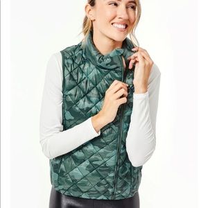 Addison Bay Webster Vest in Camo. Size S. Worn once!